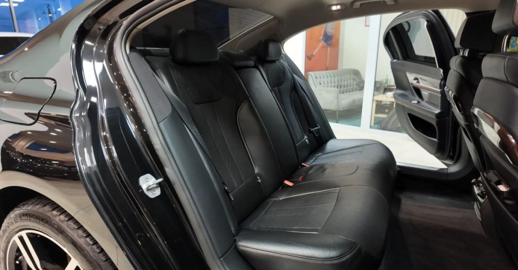 BMW 7 2016