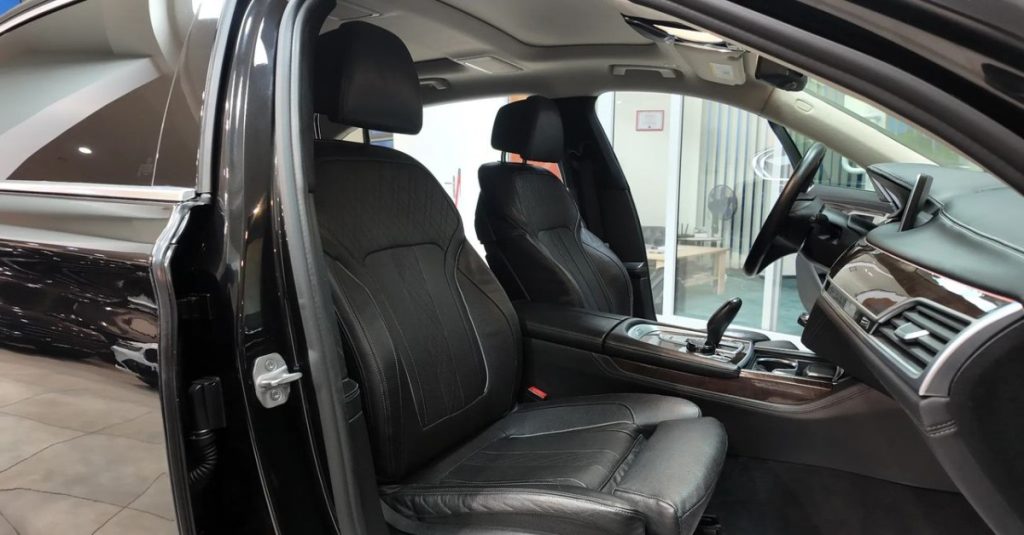 BMW 7 2016
