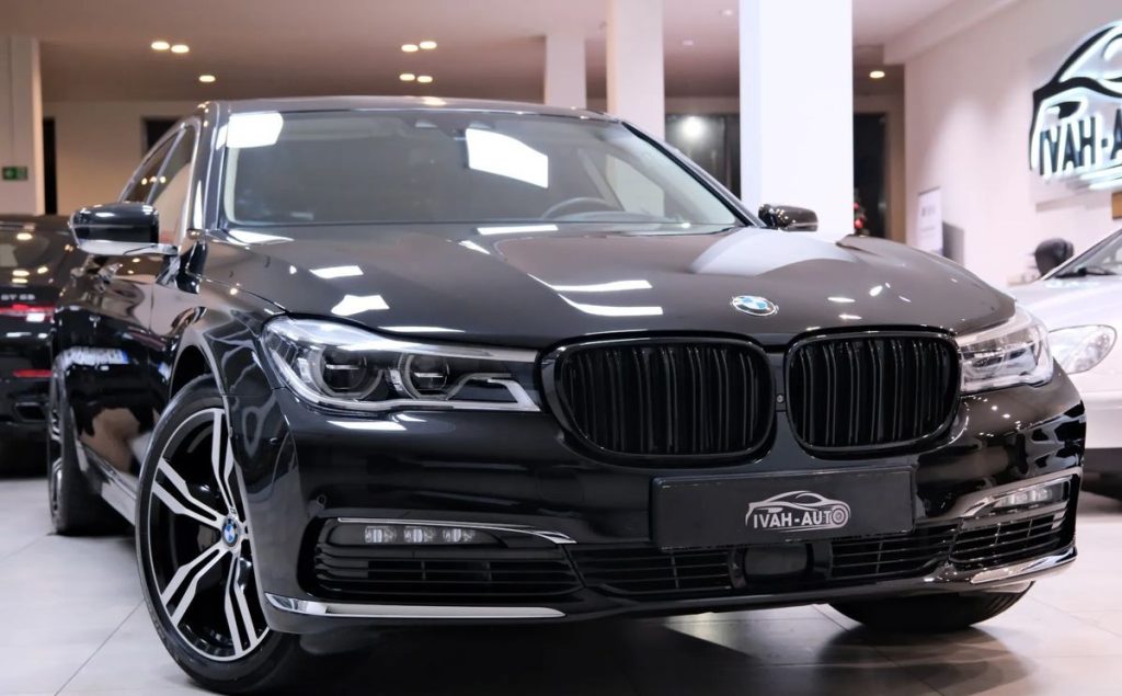 BMW 7 2016