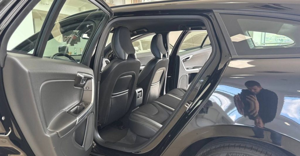 Volvo V60 2015
